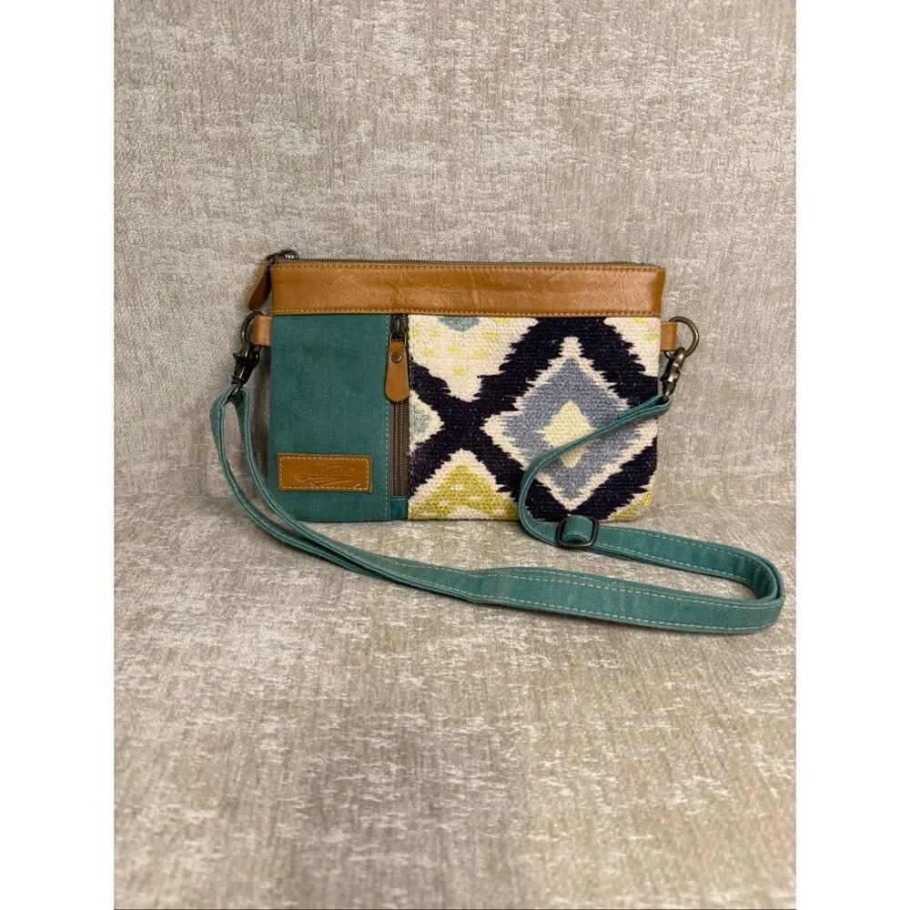 Sixtease Women's Teal Geometric Woven Rug Upcycled Canvas Purse Crossbody Bag